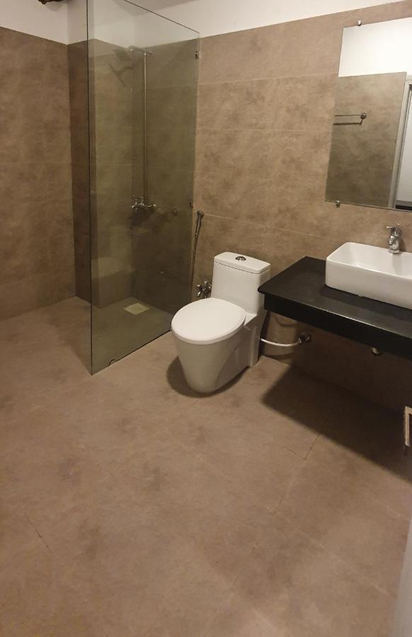 Mudan Hotel And Suite อิสลามาบัด ภายนอก รูปภาพ